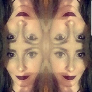 Meet your Posher, Casey